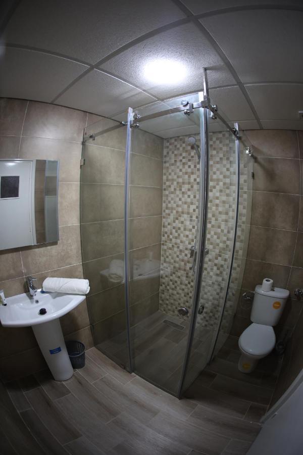 Hotel Des Lilas Udžda Exteriér fotografie