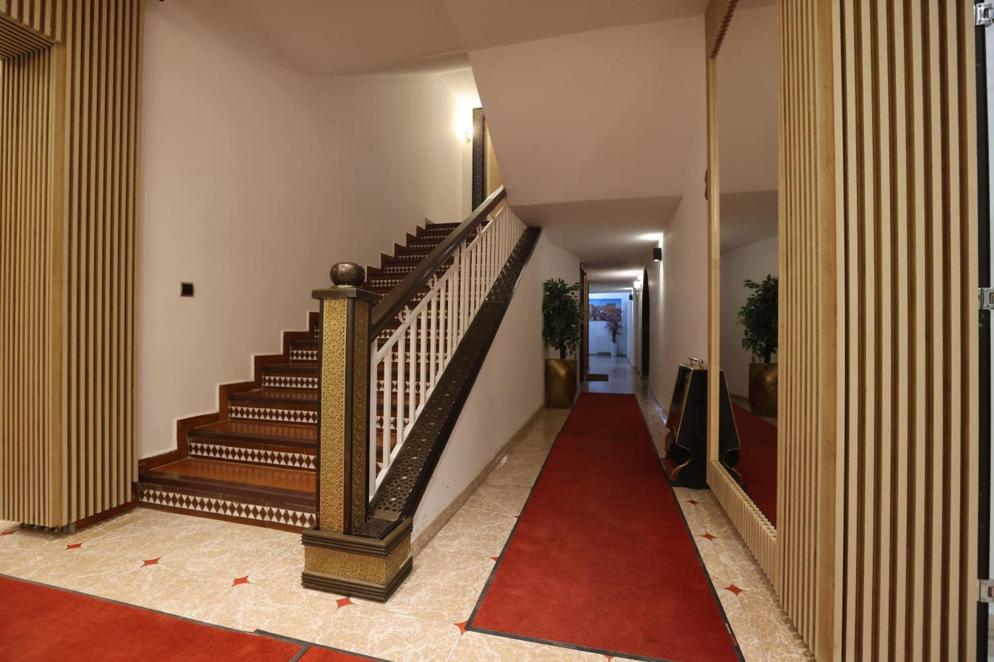 Hotel Des Lilas Udžda Exteriér fotografie